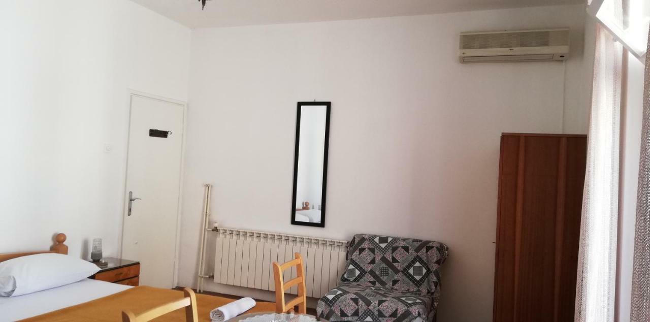 Marina Apartment End Rooms Vela Luka Exterior photo